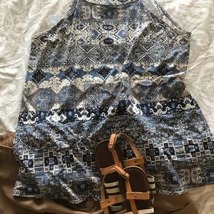 Allison Joy sleeveless stretchy blouse medium